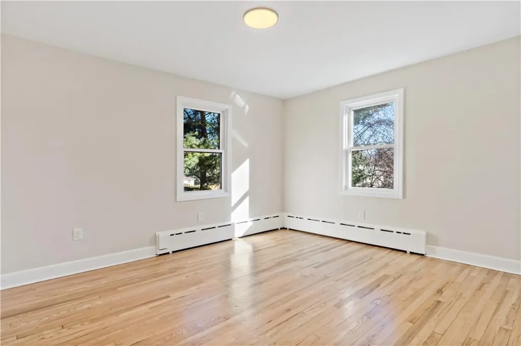 54 Doris Avenue Tiverton RI 02878