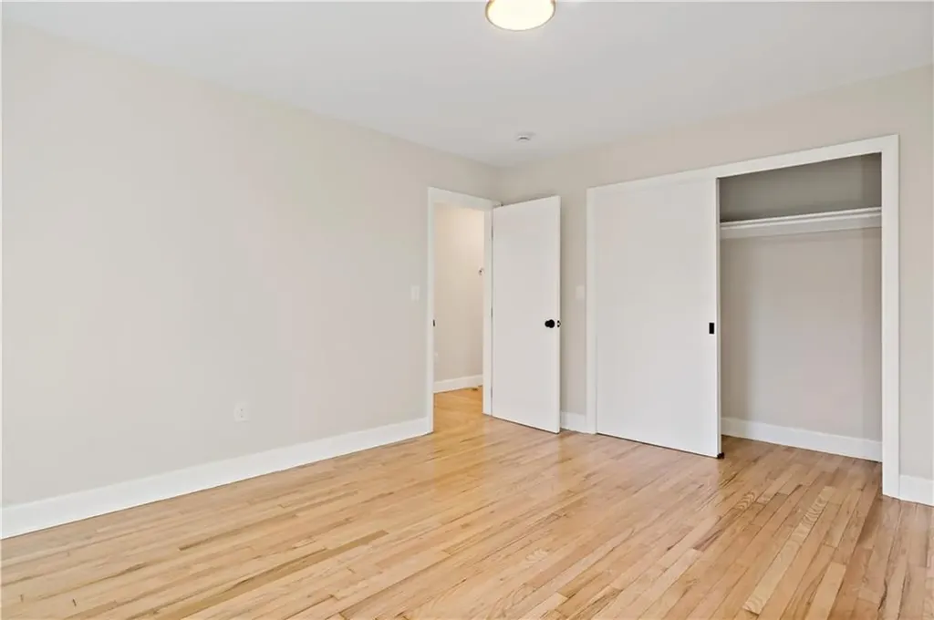 54 Doris Avenue Tiverton RI 02878