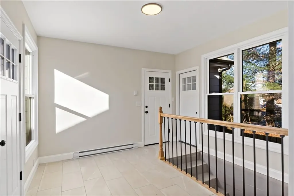 54 Doris Avenue Tiverton RI 02878