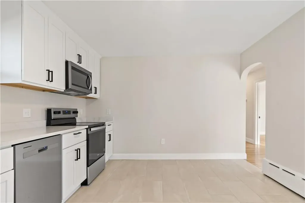 54 Doris Avenue Tiverton RI 02878