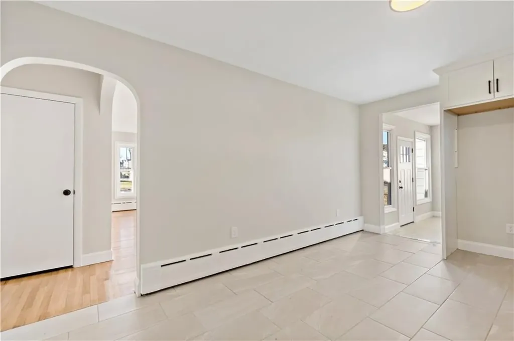 54 Doris Avenue Tiverton RI 02878