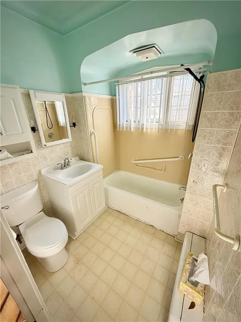 345 Carrington Avenue Woonsocket RI 02895