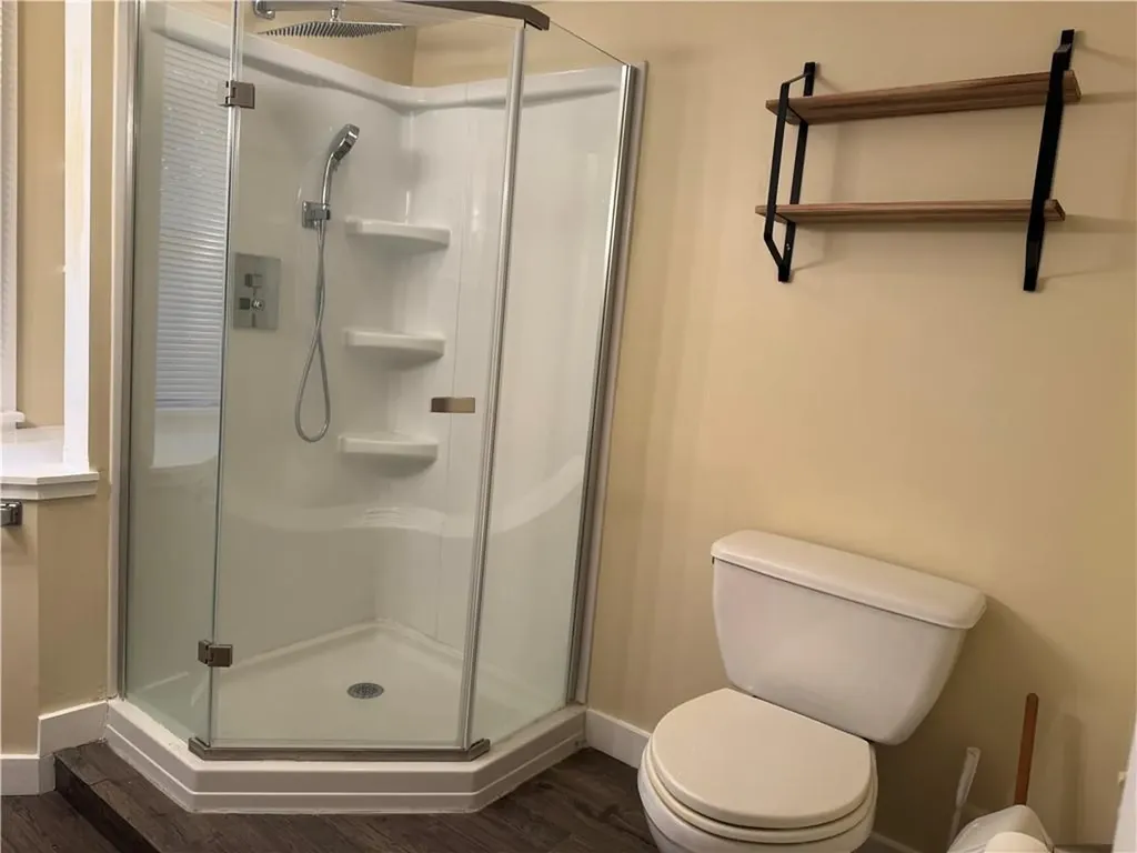 31 Powel Avenue Newport RI 02840