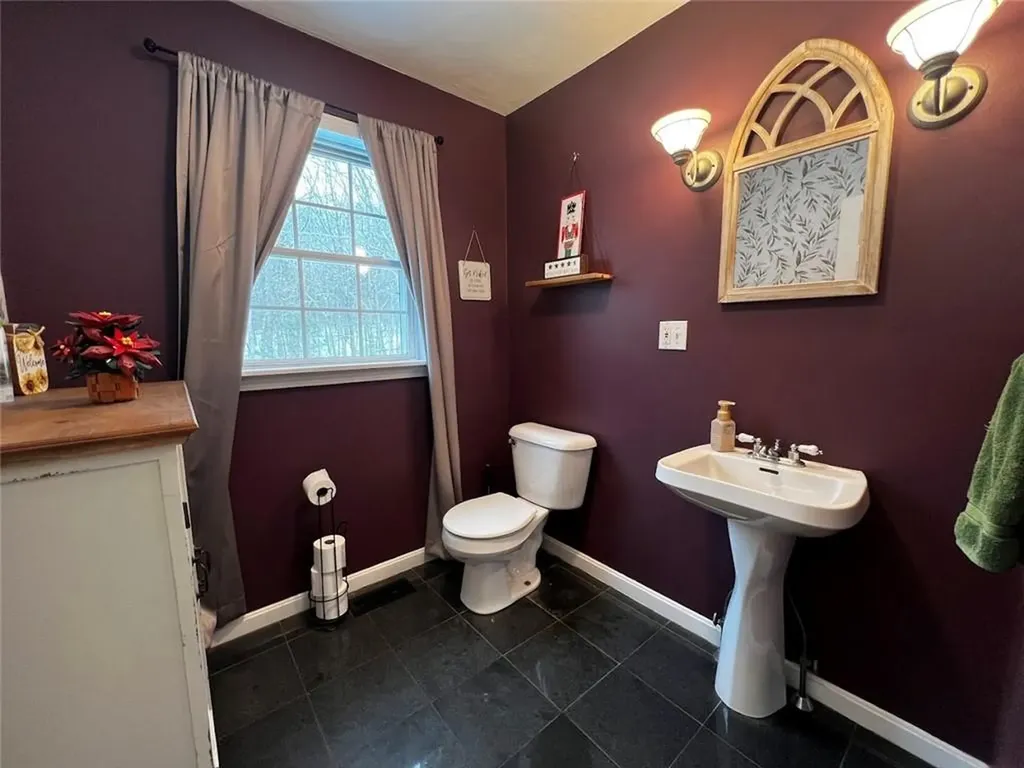 115 Regina Drive West Greenwich RI 02817