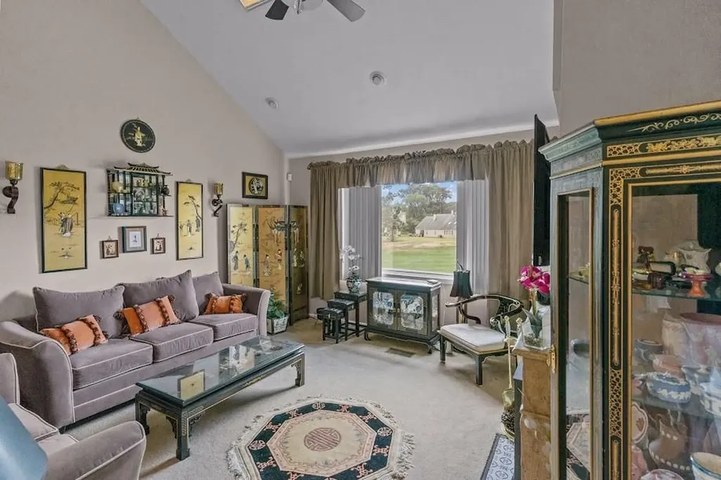 72 Hilltop Drive North Providence RI 02904