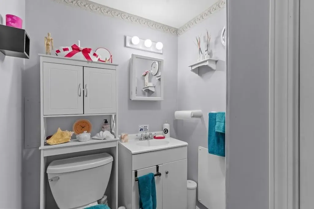 72 Hilltop Drive North Providence RI 02904