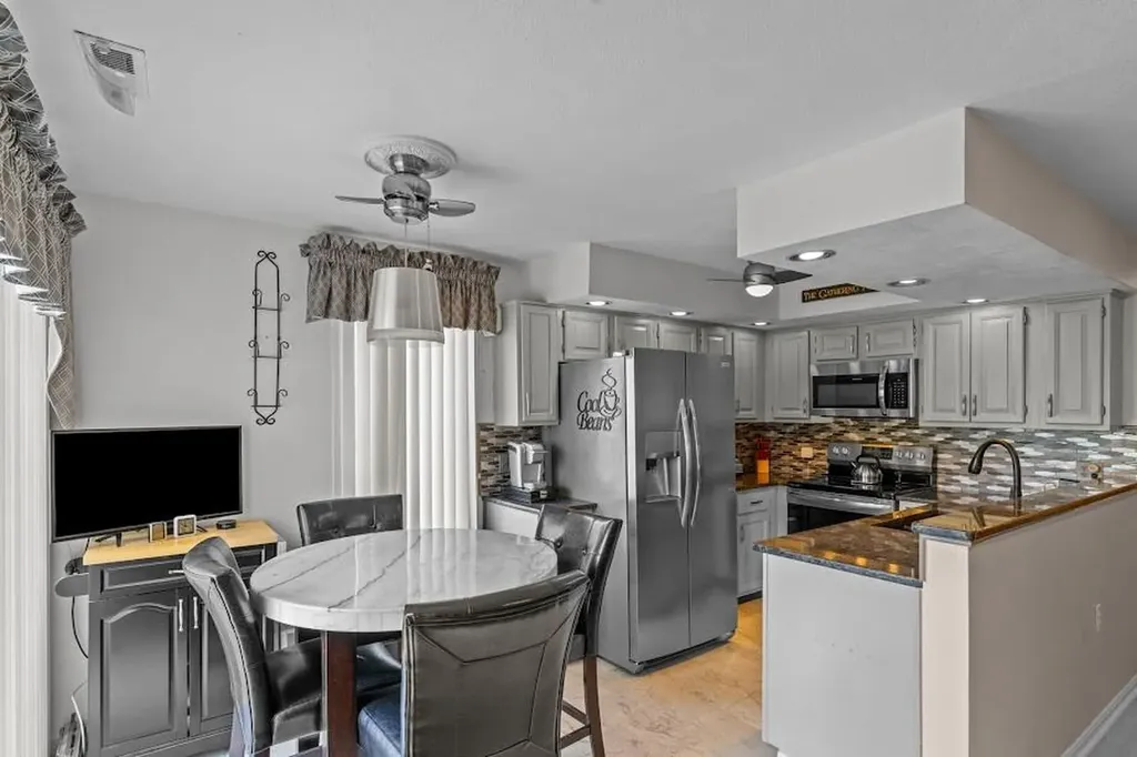 72 Hilltop Drive North Providence RI 02904