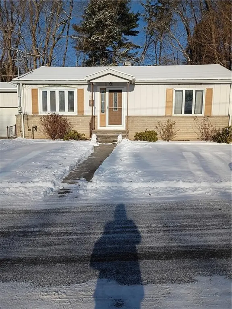 51 Allen Avenue North Providence RI 02911