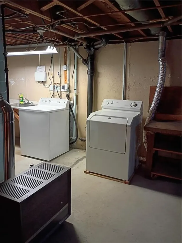 51 Allen Avenue North Providence RI 02911