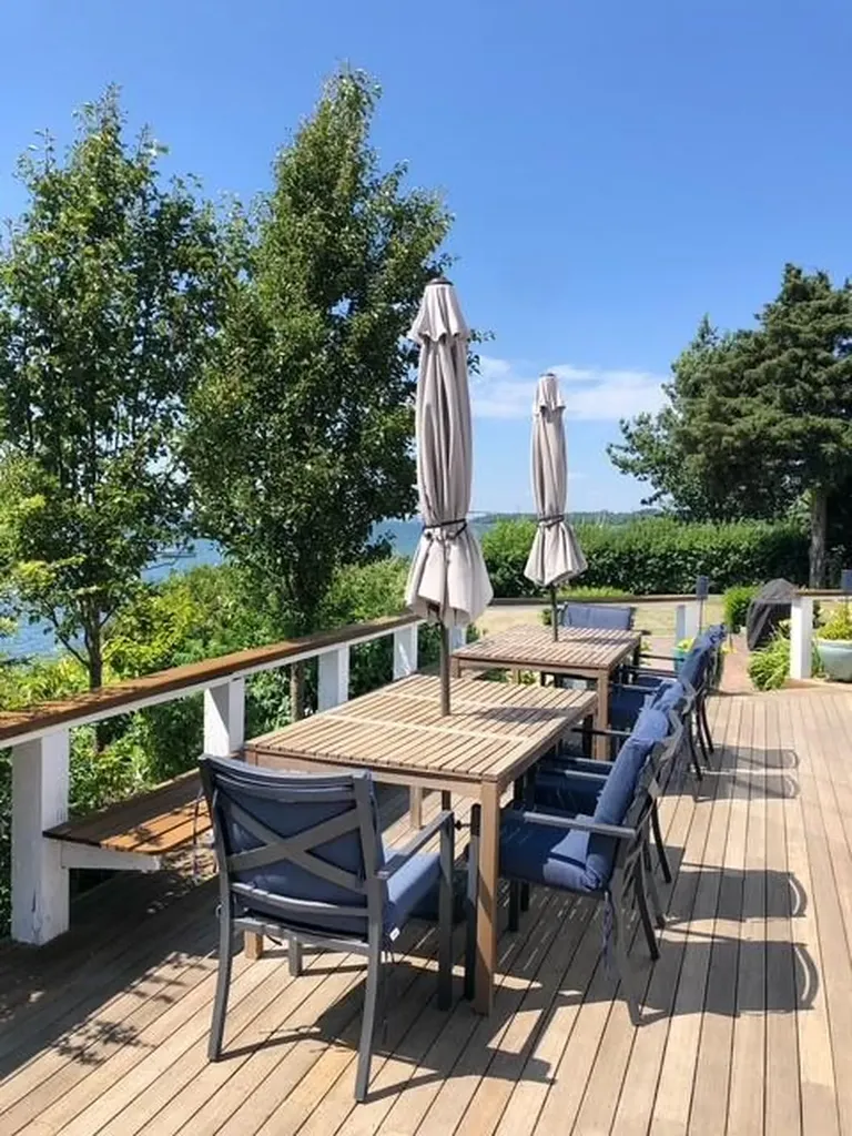 23 Avenue B Jamestown RI 02835