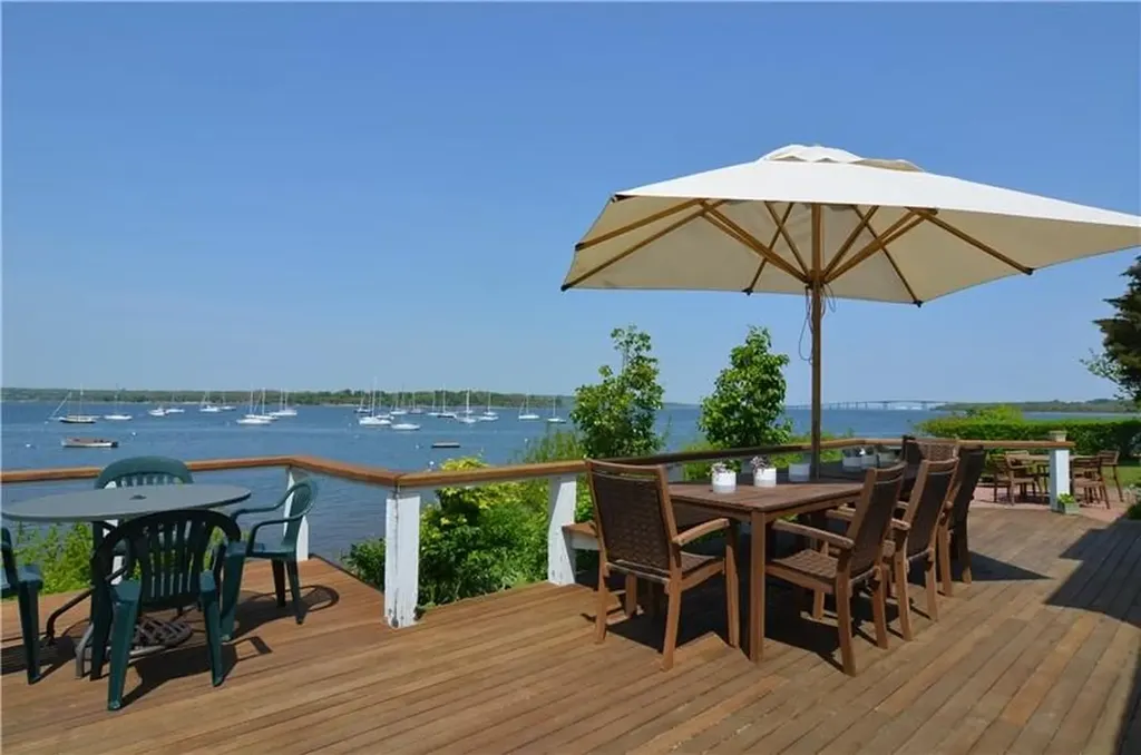23 Avenue B Jamestown RI 02835