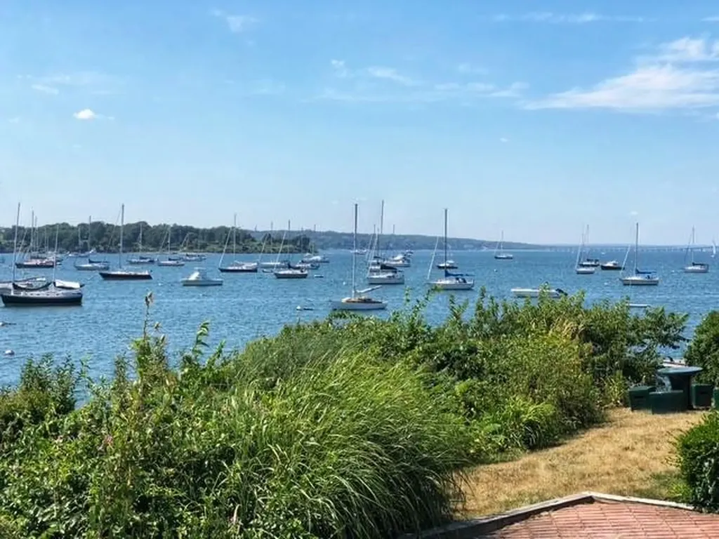 23 Avenue B Jamestown RI 02835