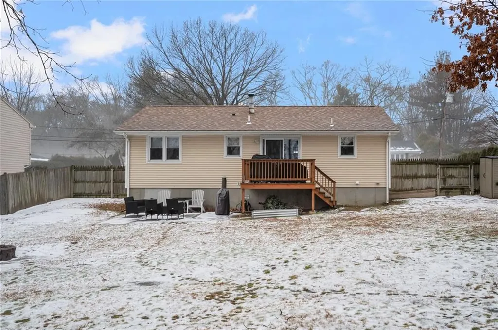 37 Washington Street North Providence RI 02904