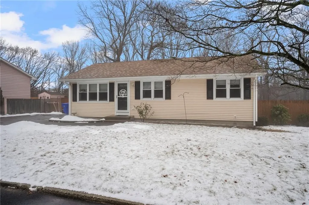 37 Washington Street North Providence RI 02904