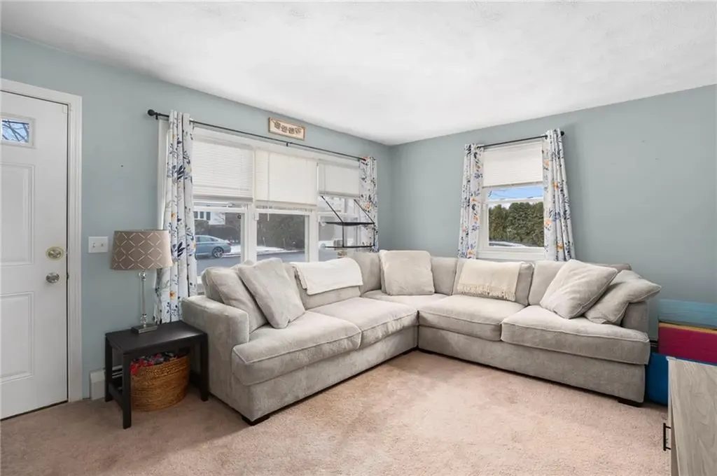 37 Washington Street North Providence RI 02904