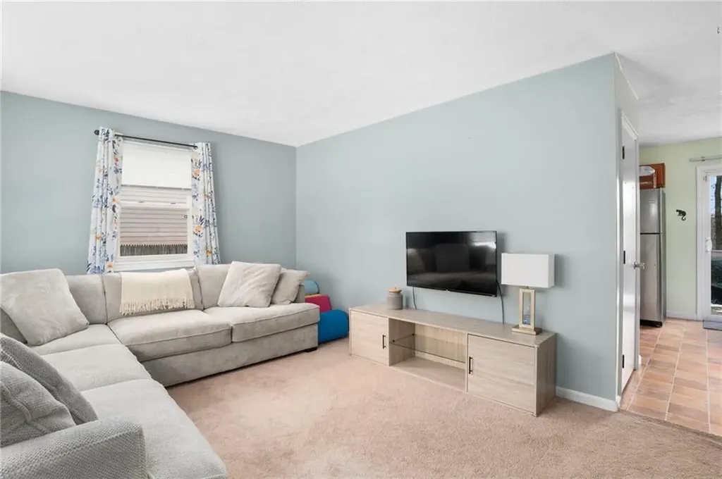 37 Washington Street North Providence RI 02904