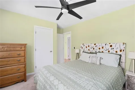 37 Washington Street North Providence RI 02904