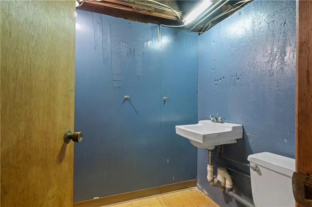 86 Sherwood Street Cranston RI 02920