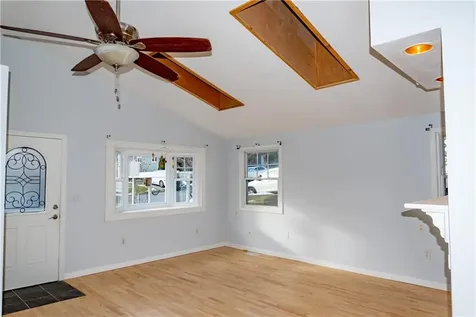 119 Edgeworth Avenue Providence RI 02904