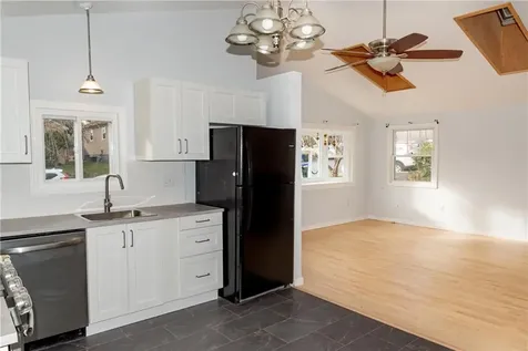 119 Edgeworth Avenue Providence RI 02904