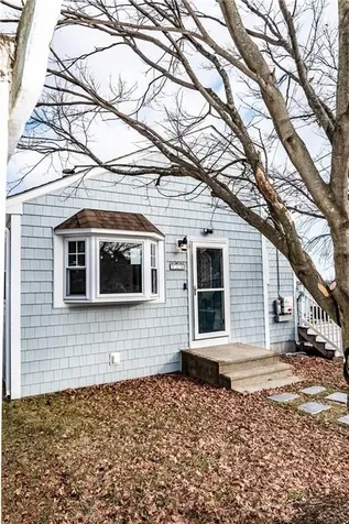 119 Edgeworth Avenue Providence RI 02904