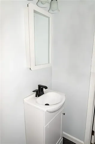 119 Edgeworth Avenue Providence RI 02904