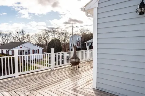 119 Edgeworth Avenue Providence RI 02904