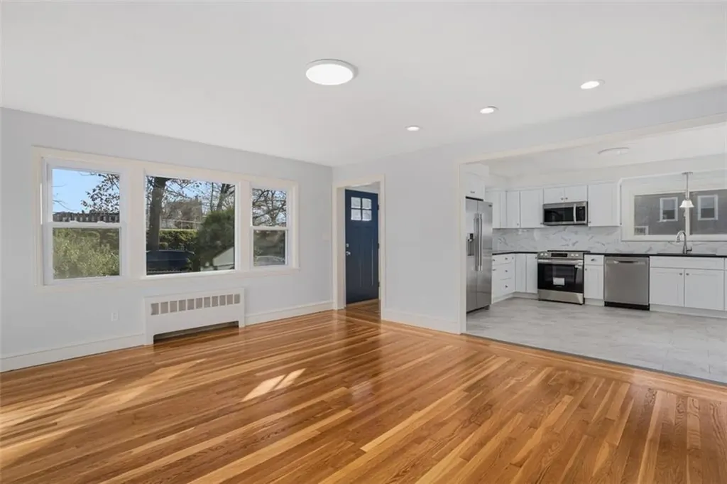 616 River Avenue Providence RI 02908