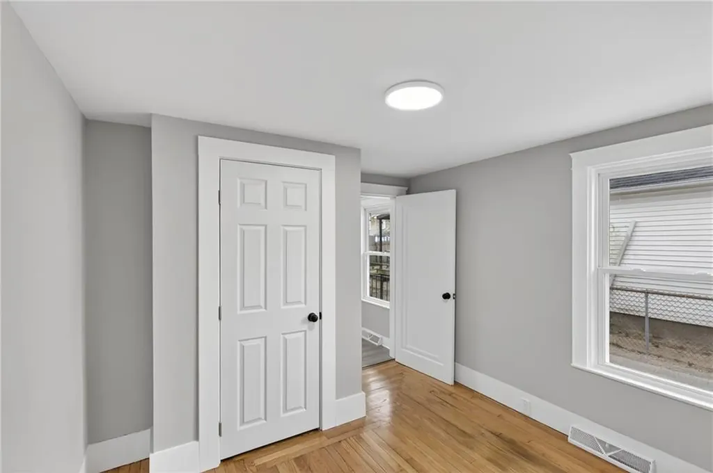 18 Huron Street Warwick RI 02889