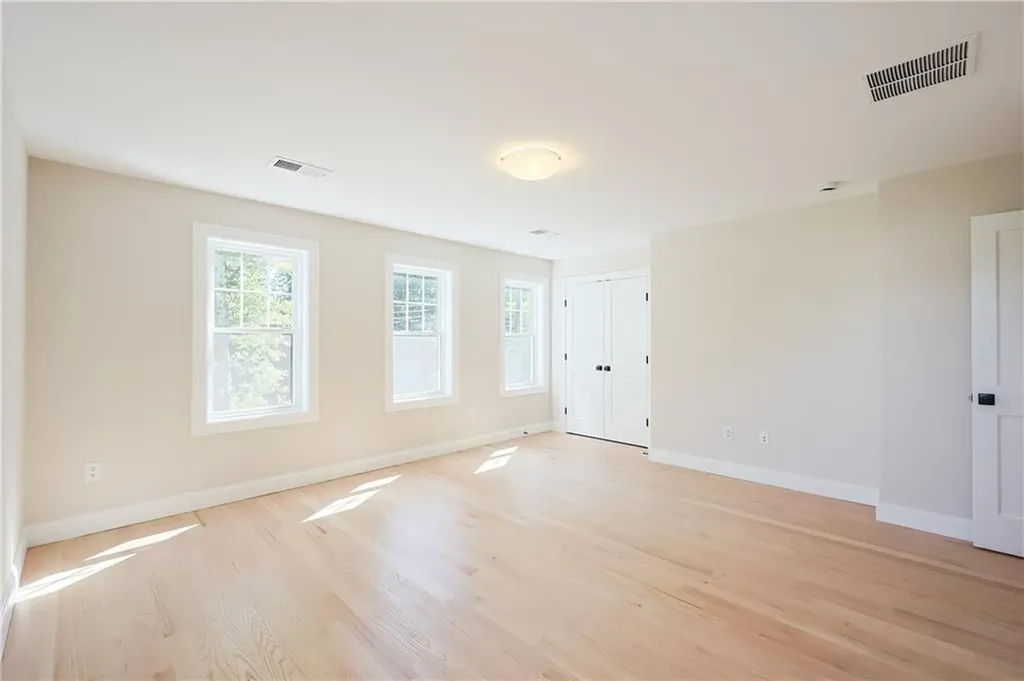 1808 Kingstown Road South Kingstown RI 02879