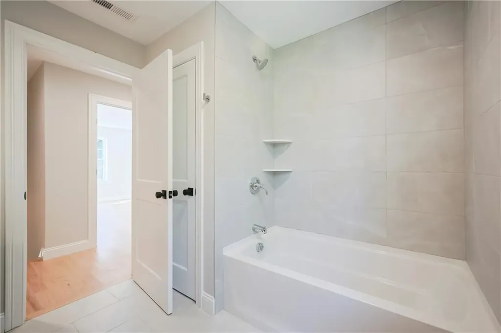 1808 Kingstown Road South Kingstown RI 02879