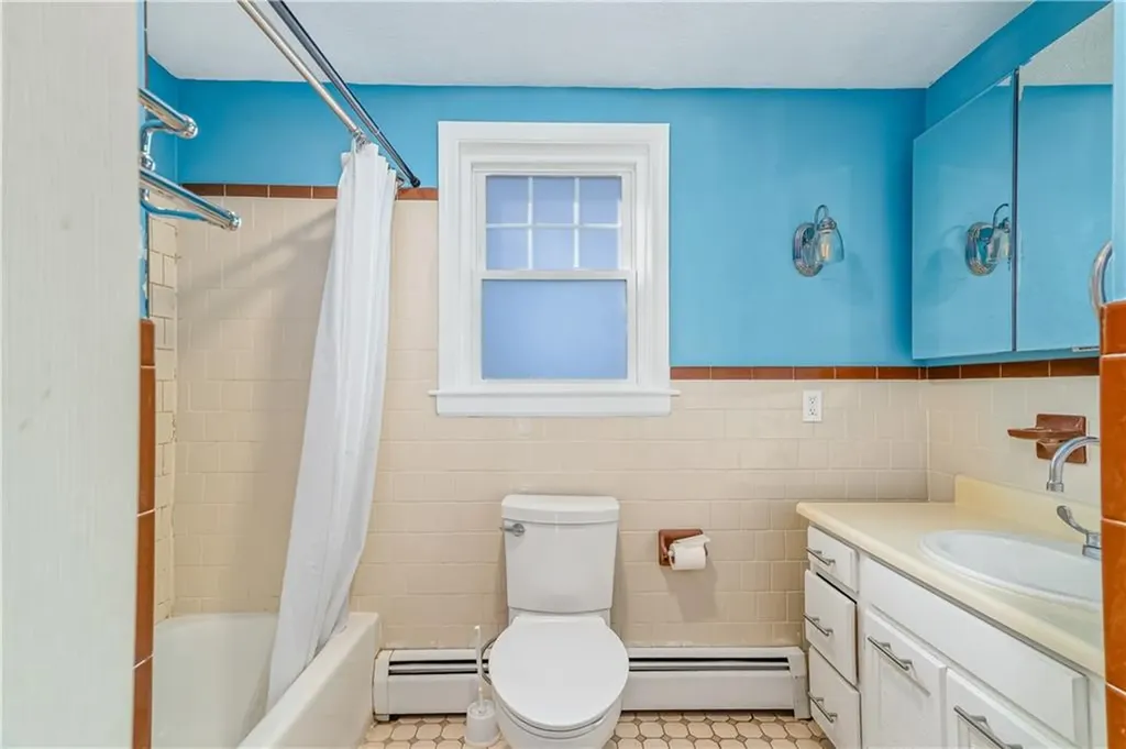 80 Hillside Avenue Providence RI 02906