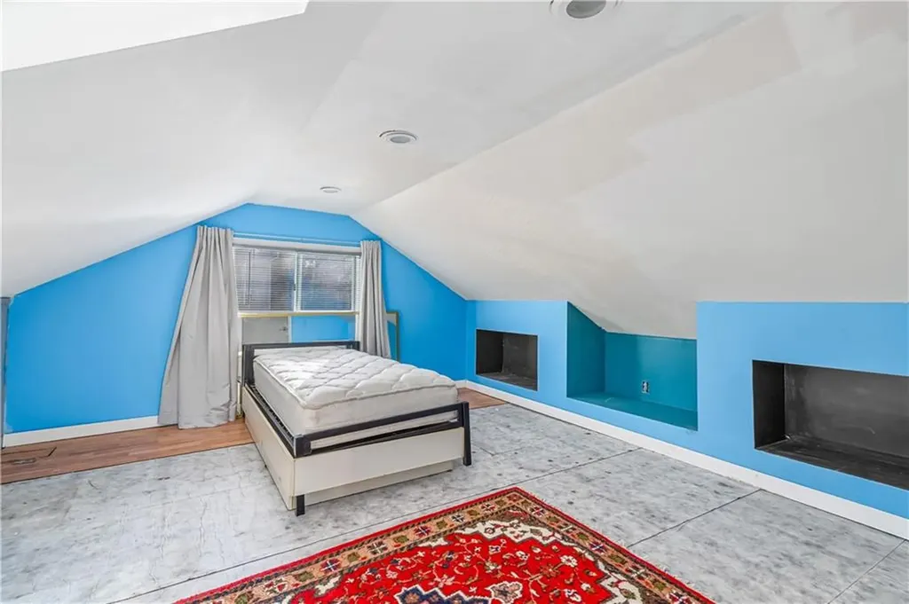 80 Hillside Avenue Providence RI 02906