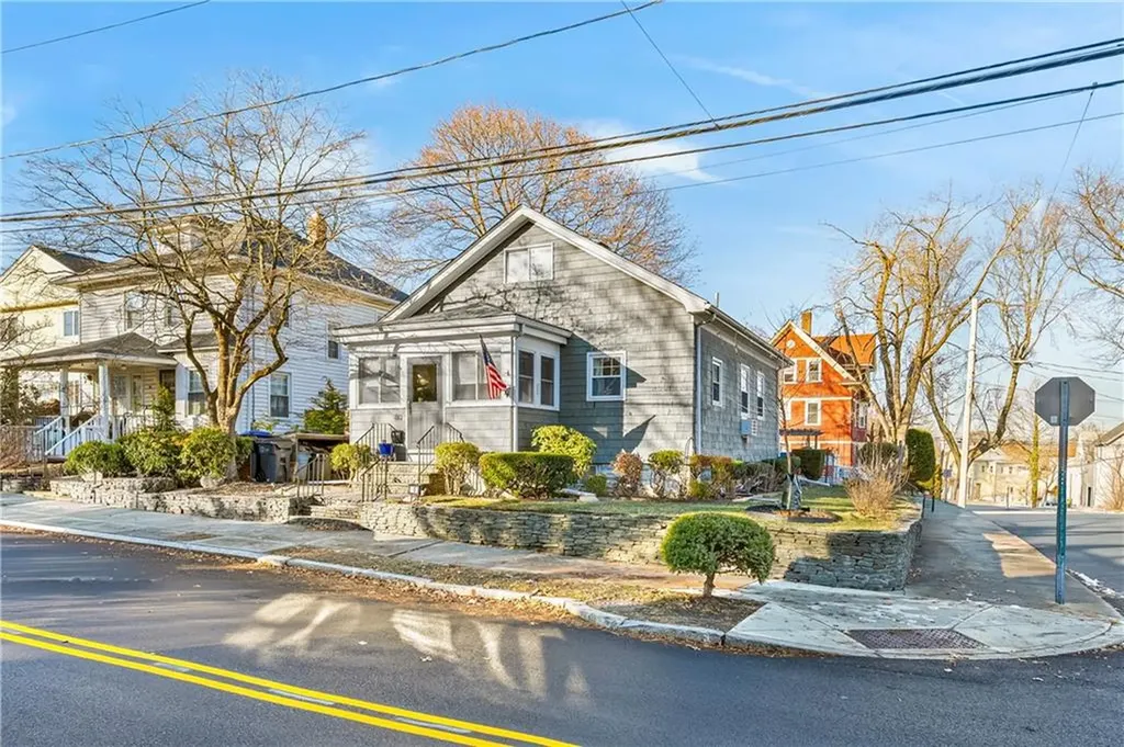 80 Hillside Avenue Providence RI 02906