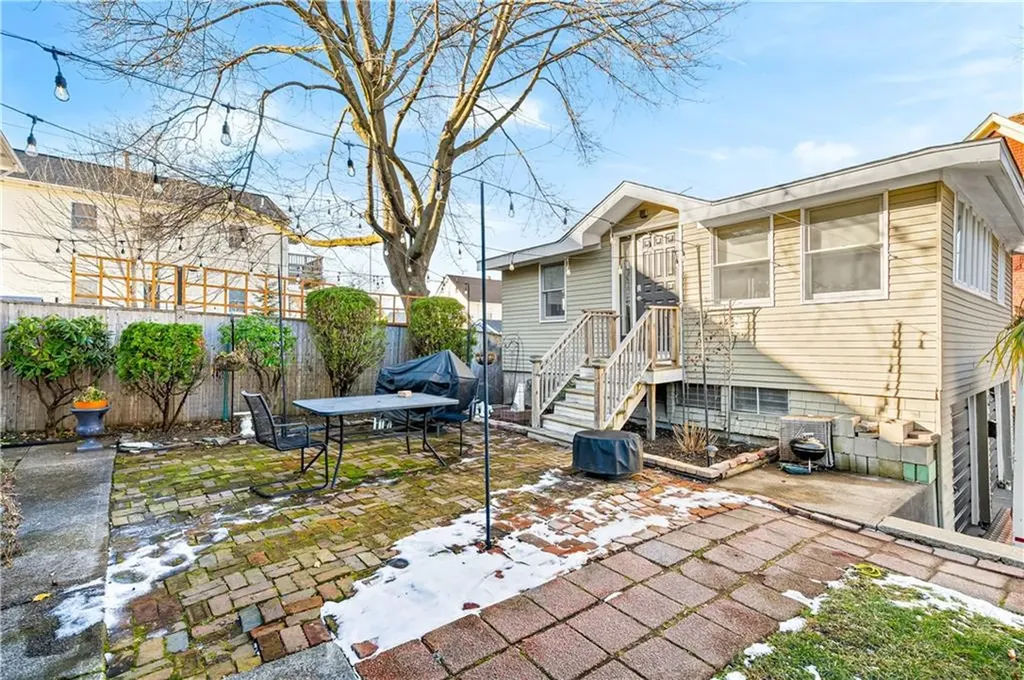 80 Hillside Avenue Providence RI 02906