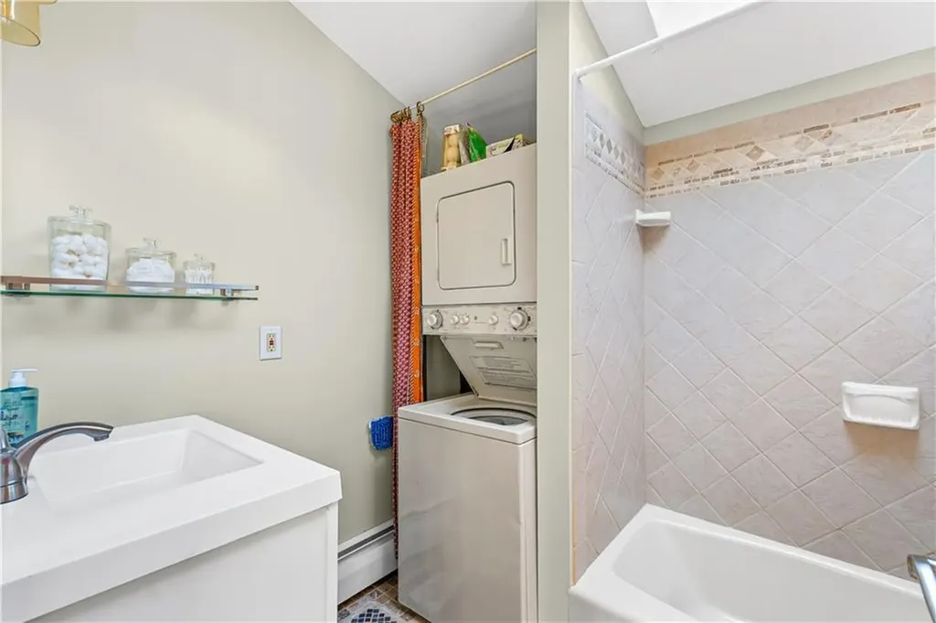 80 Hillside Avenue Providence RI 02906