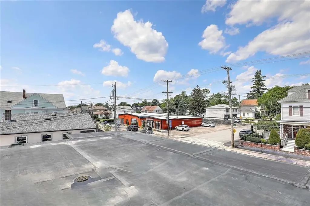 577 Warren Avenue East Providence RI 02914