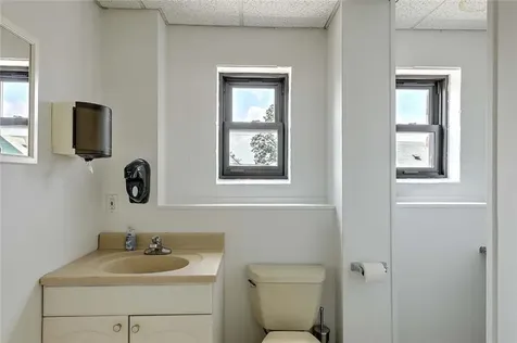 577 Warren Avenue East Providence RI 02914