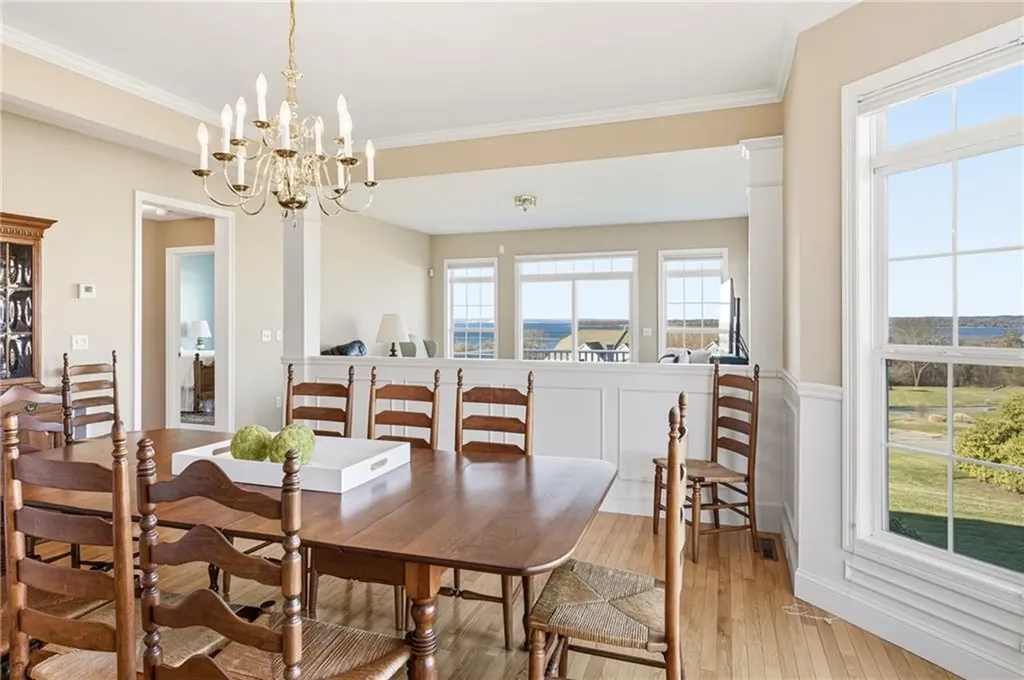 222 Rolling Hill Road Portsmouth RI 02871