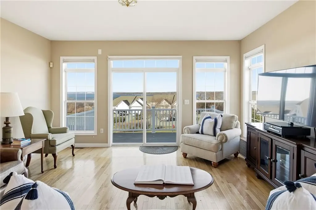 222 Rolling Hill Road Portsmouth RI 02871