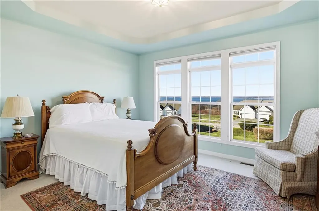 222 Rolling Hill Road Portsmouth RI 02871