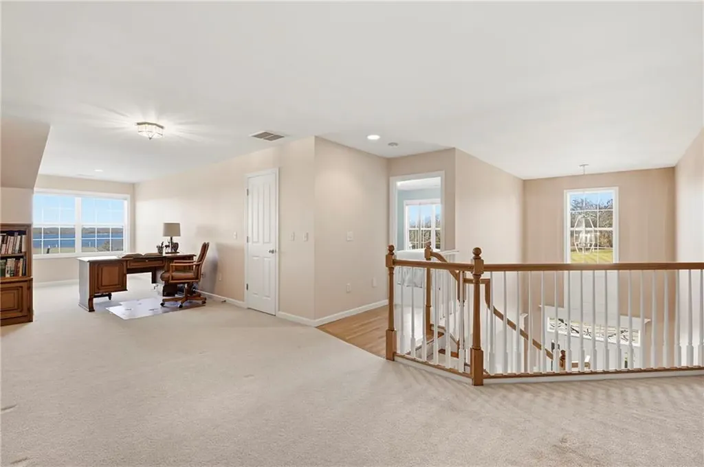 222 Rolling Hill Road Portsmouth RI 02871