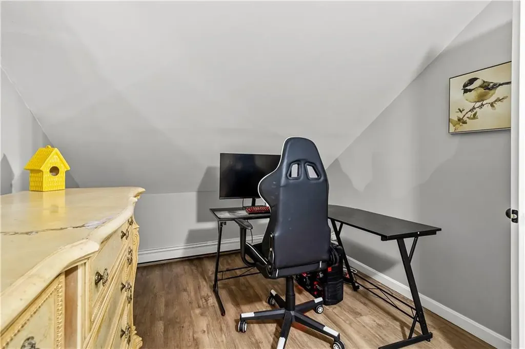 129 Shore Road East Providence RI 02903