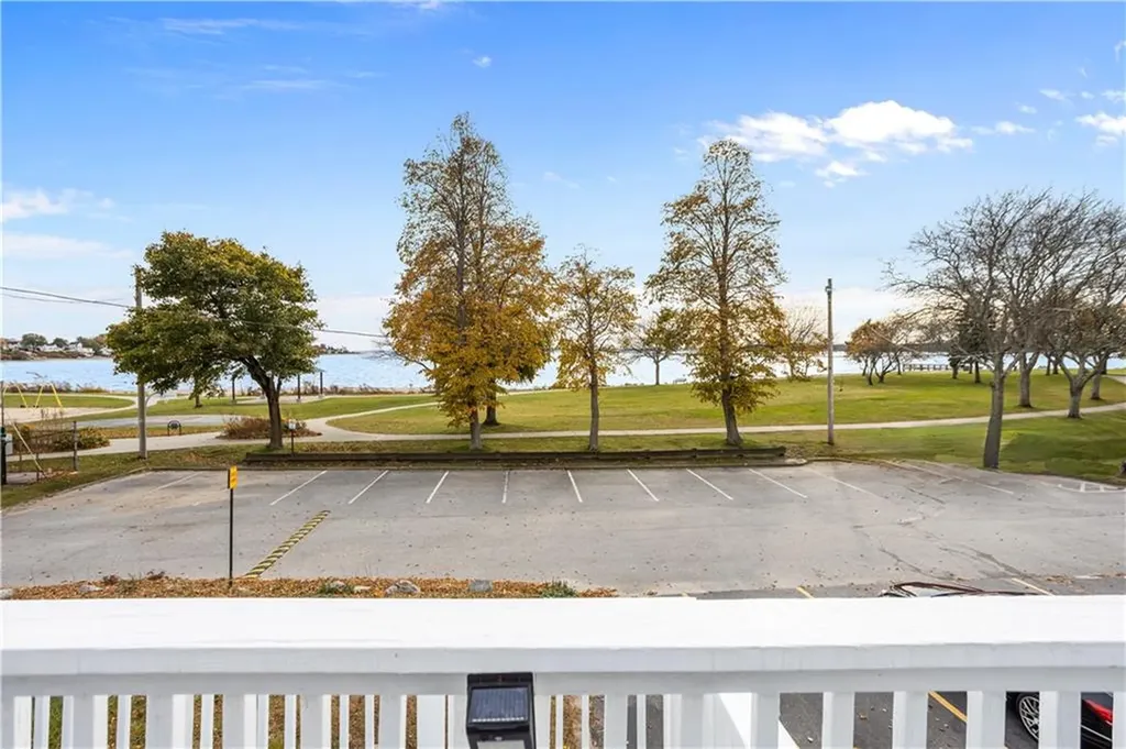 129 Shore Road East Providence RI 02903