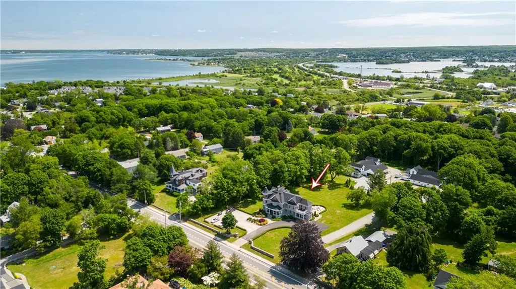 567 Bristol Ferry Road Portsmouth RI 02871