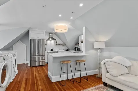 567 Bristol Ferry Road Portsmouth RI 02871