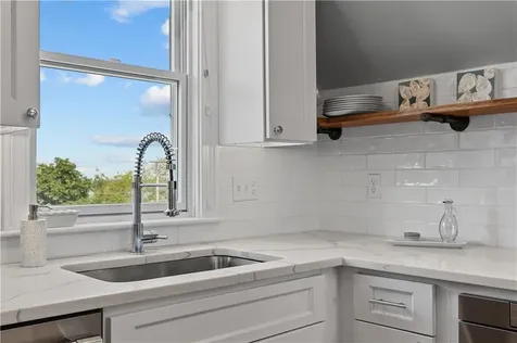 567 Bristol Ferry Road Portsmouth RI 02871