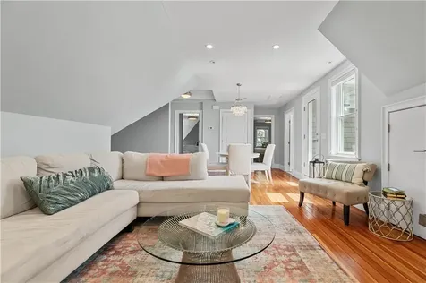 567 Bristol Ferry Road Portsmouth RI 02871