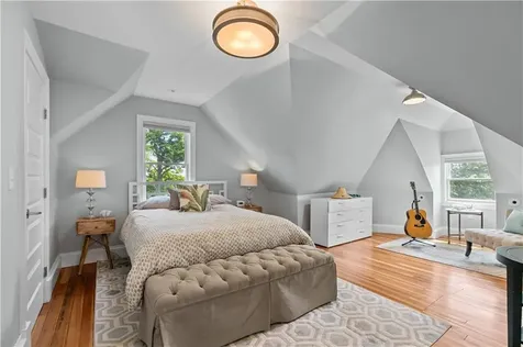 567 Bristol Ferry Road Portsmouth RI 02871