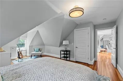 567 Bristol Ferry Road Portsmouth RI 02871